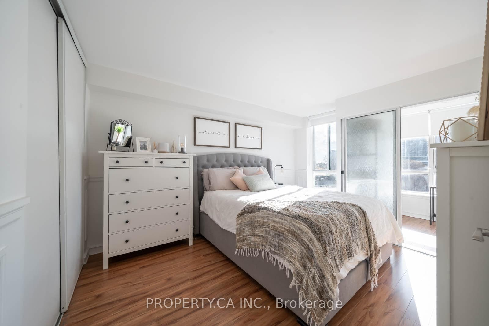 801 King Street Unit 408 photo 6