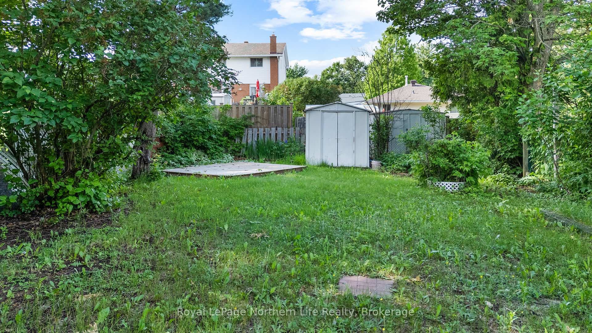 212 Michener Drive photo 37