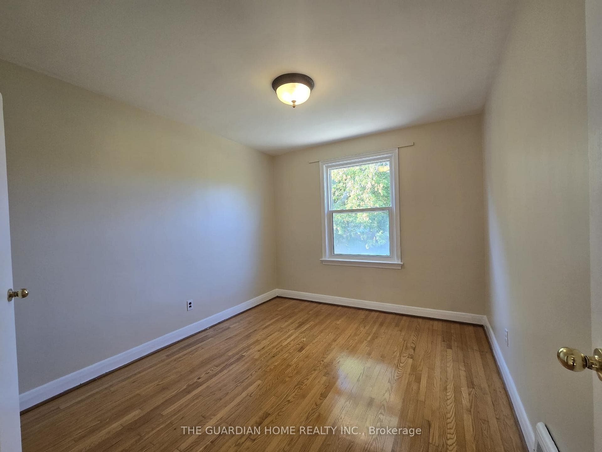 15 Princemere Crescent photo 9