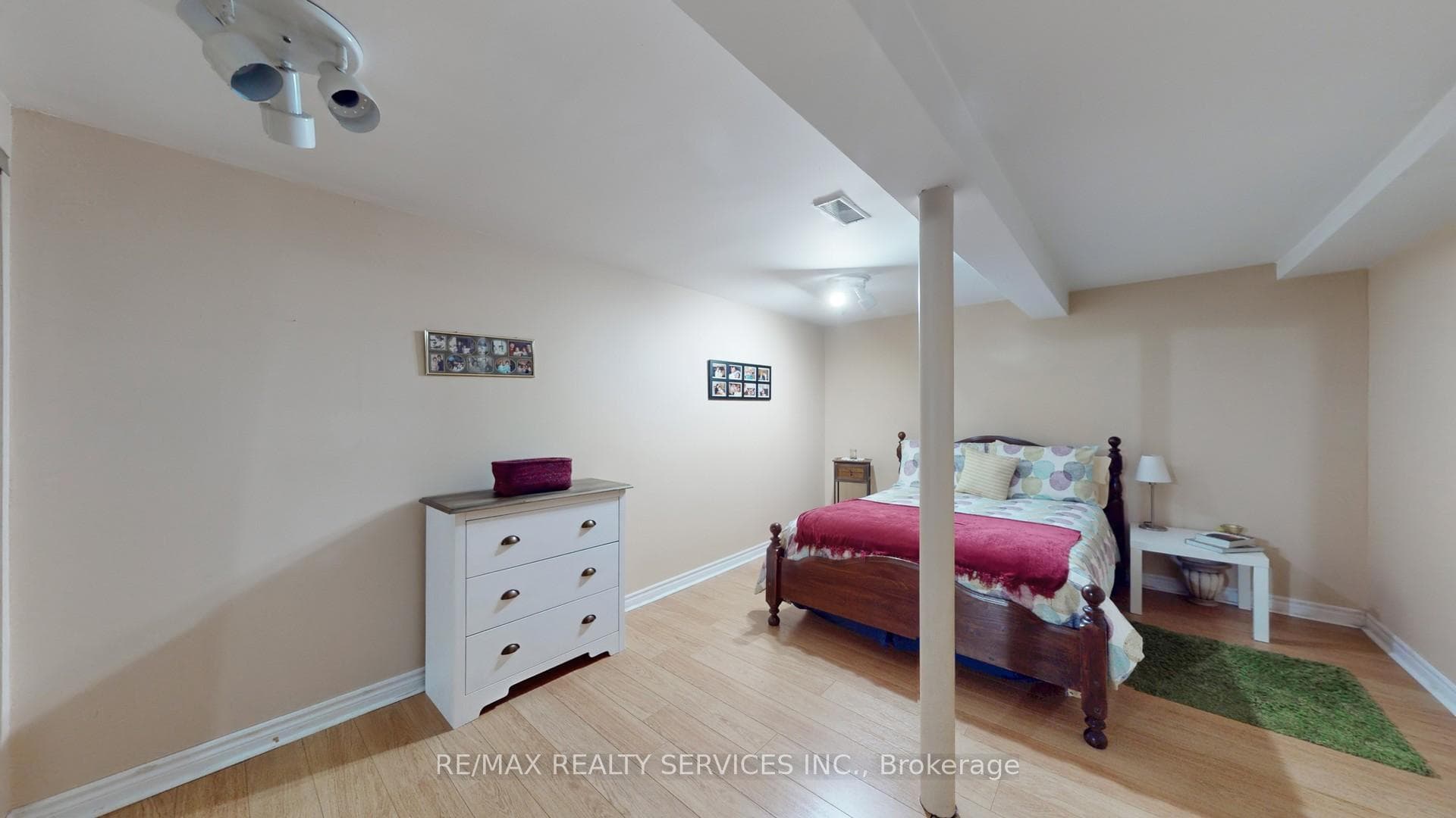 64 Glebe Crescent photo 39
