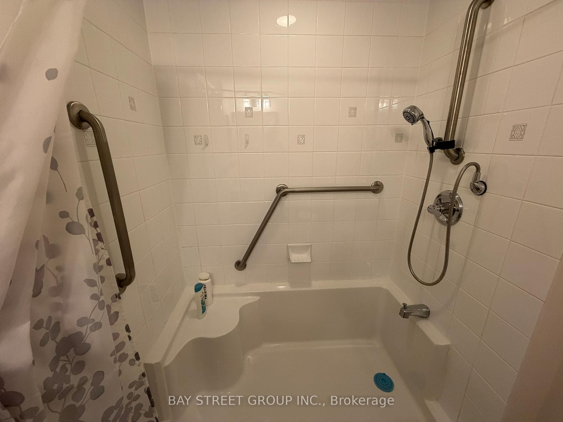11211 Yonge Street Unit 1002 photo 10