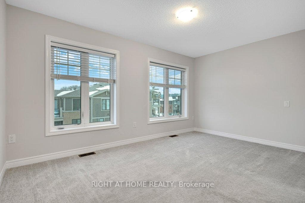 10 Birmingham Drive Unit 99 photo 29