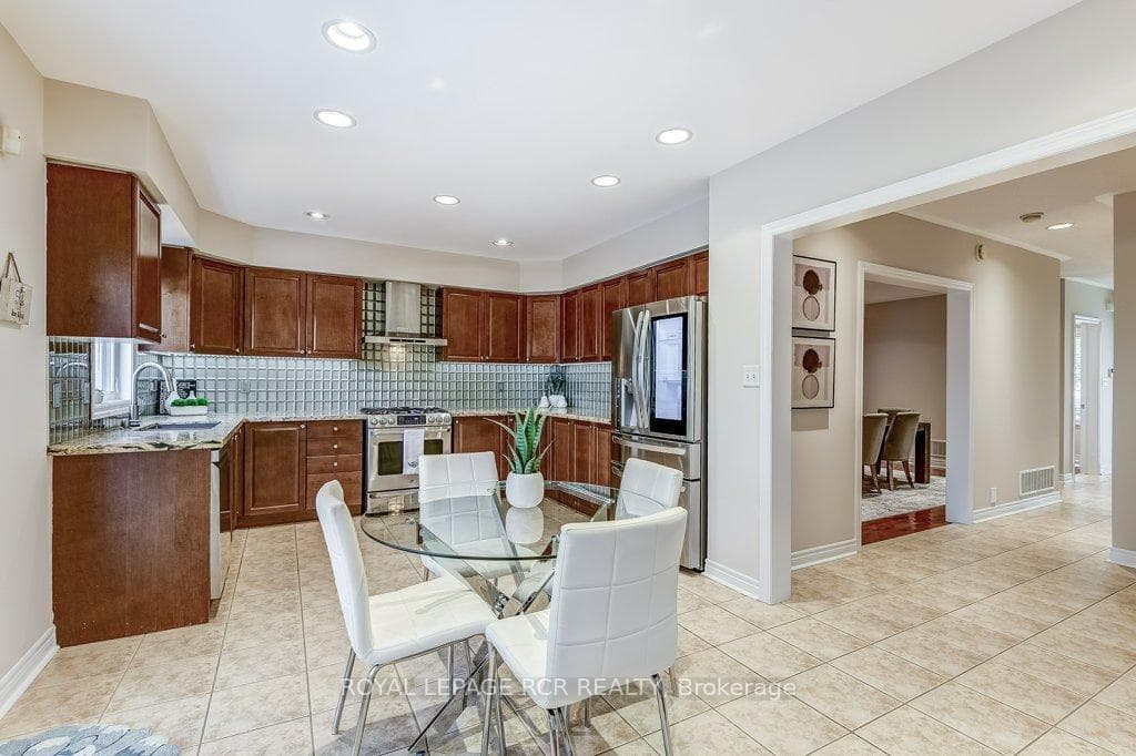 42 Mynden Way photo 13