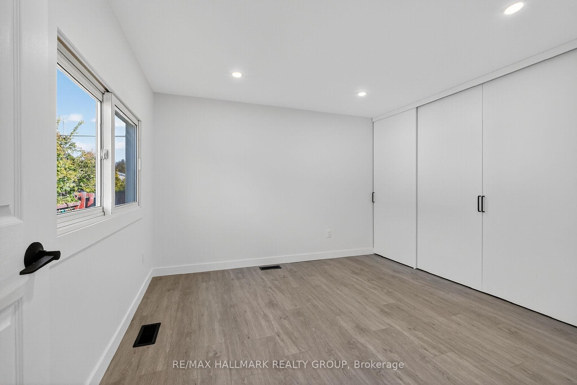 3535 St. Joseph Boulevard Unit 68 photo 18