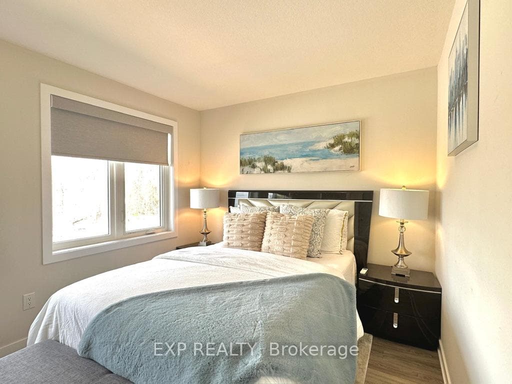 38 Markle Crescent Unit 52 photo 16