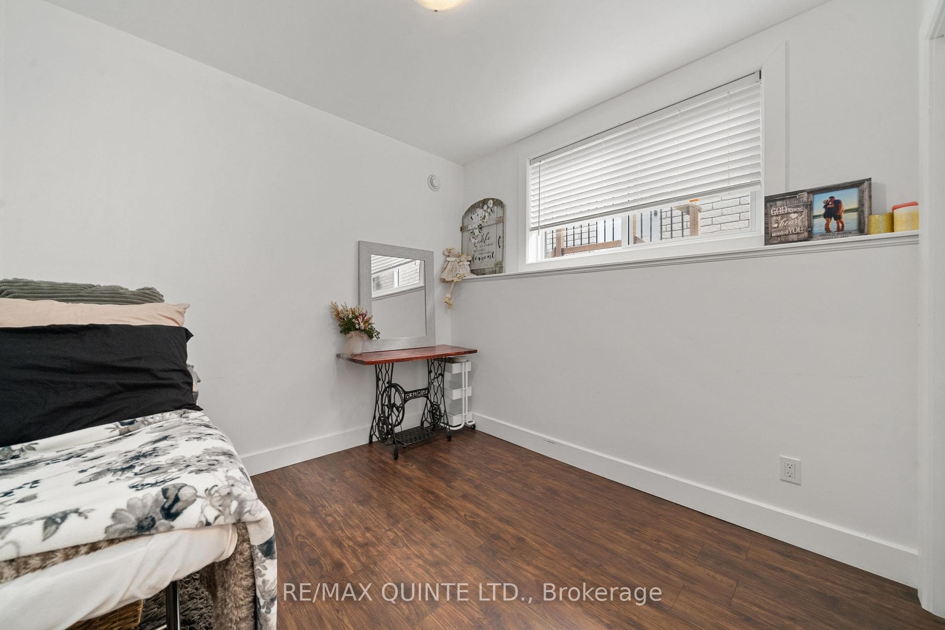 10 Lehtinen Crescent Unit A & B photo 39