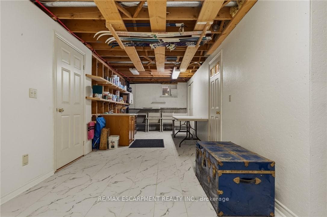 141 Garden Avenue photo 43