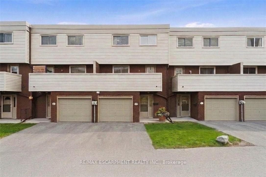 23 WATSONS Lane Unit 6 photo 1