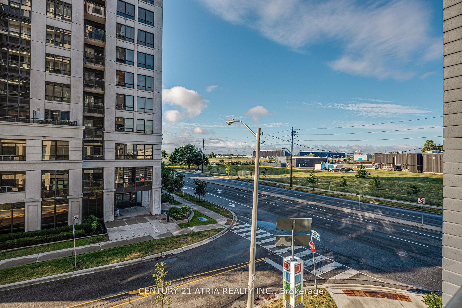 1100 Sheppard Avenue Unit 312 photo 17
