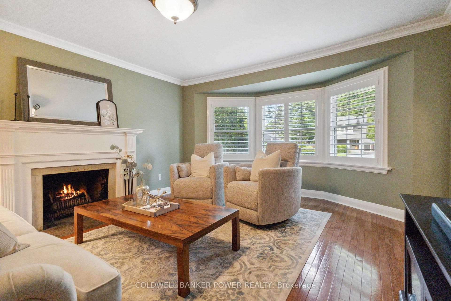 552 St George Street photo 11