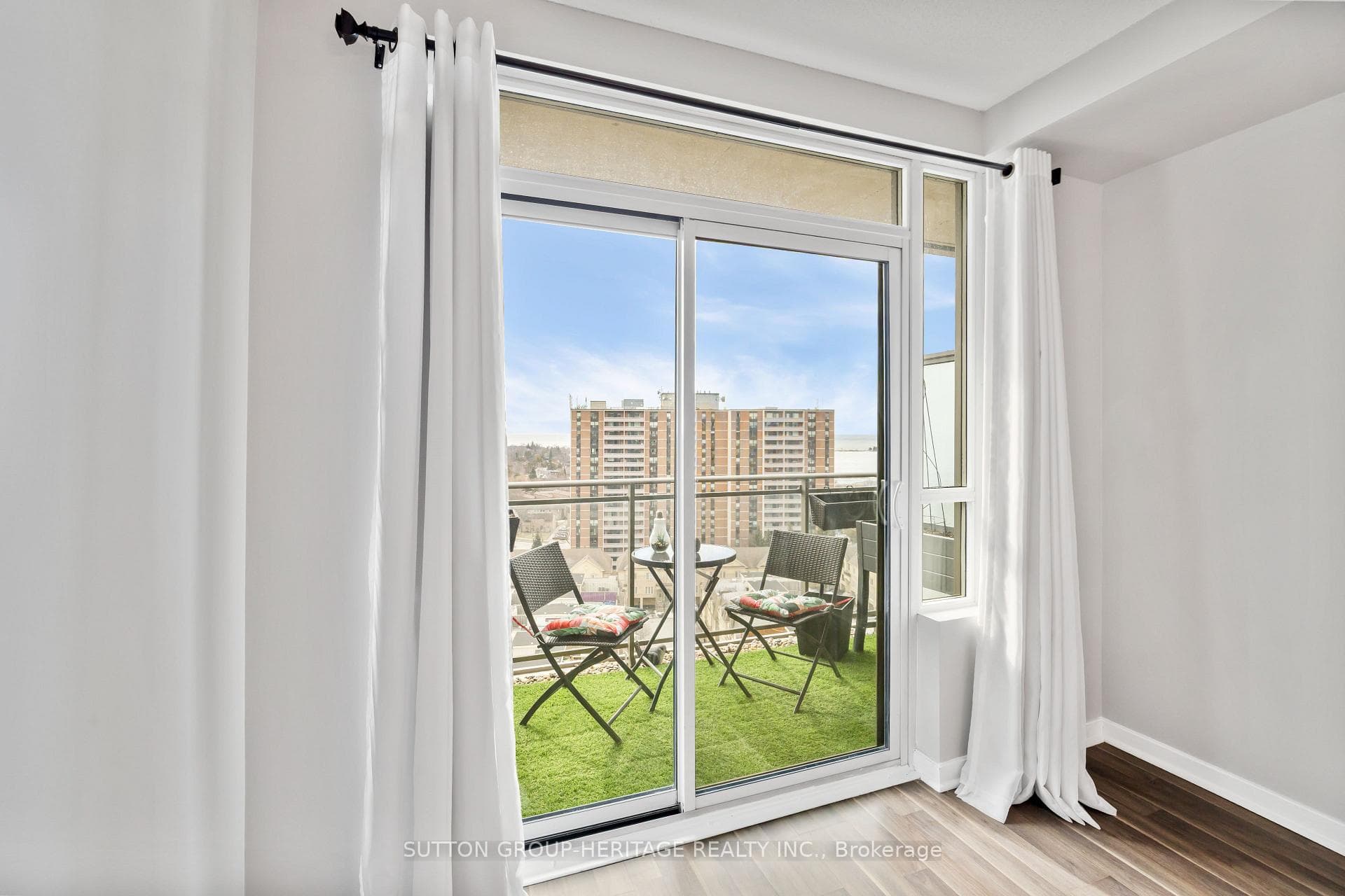 1235 Bayly Street Unit 1415 photo 12