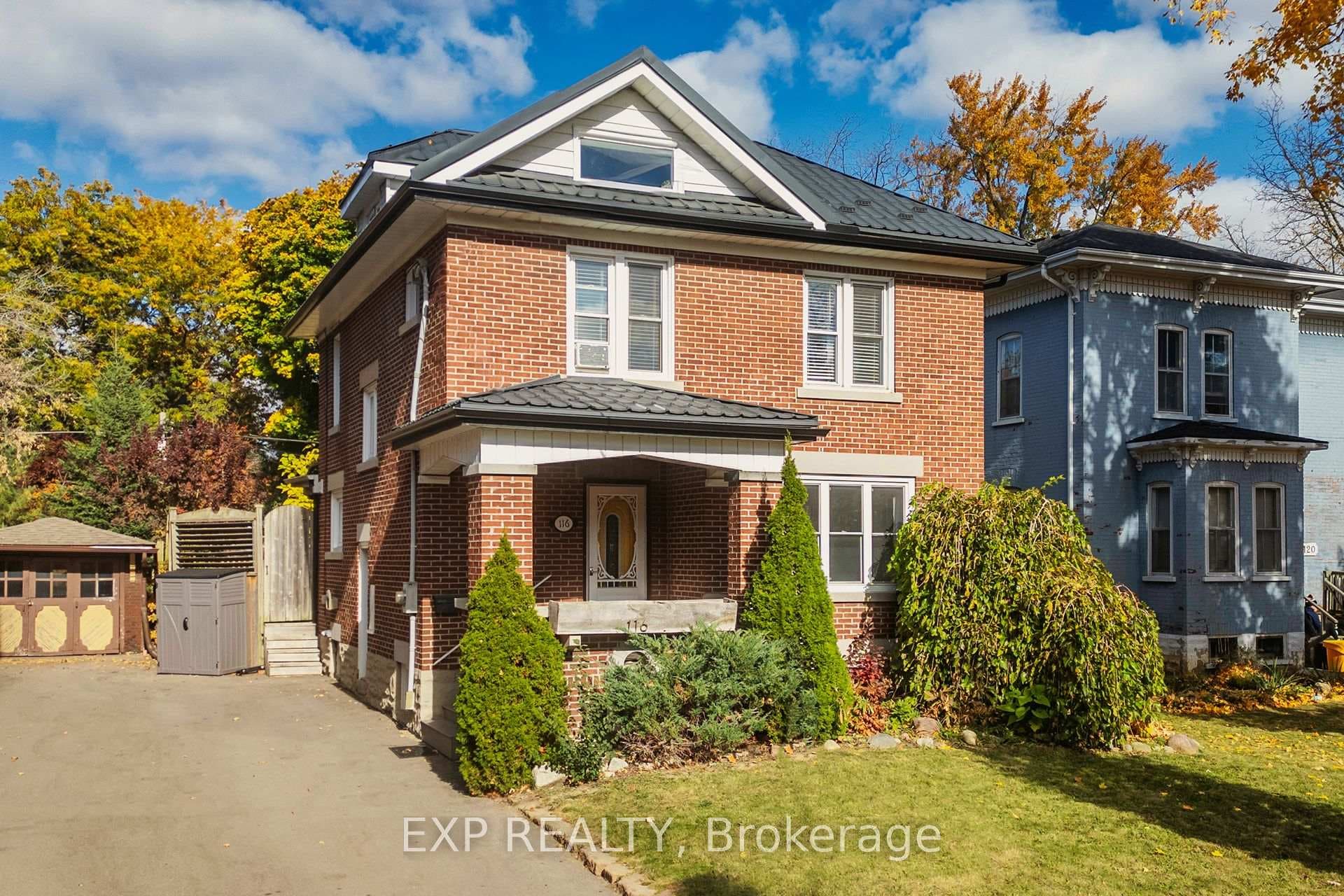 116 Wellington Street photo 1