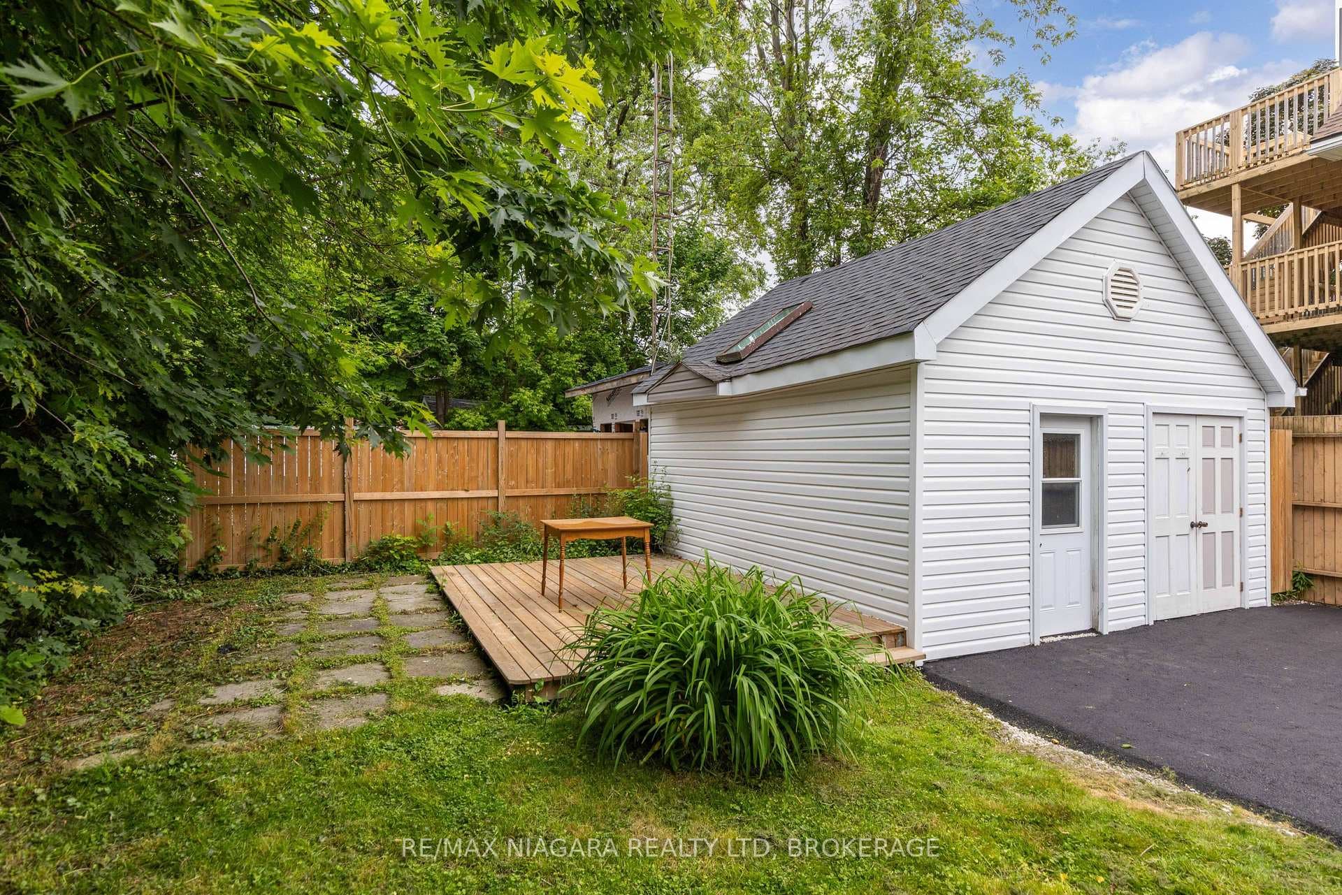 4993 Maple Street photo 19
