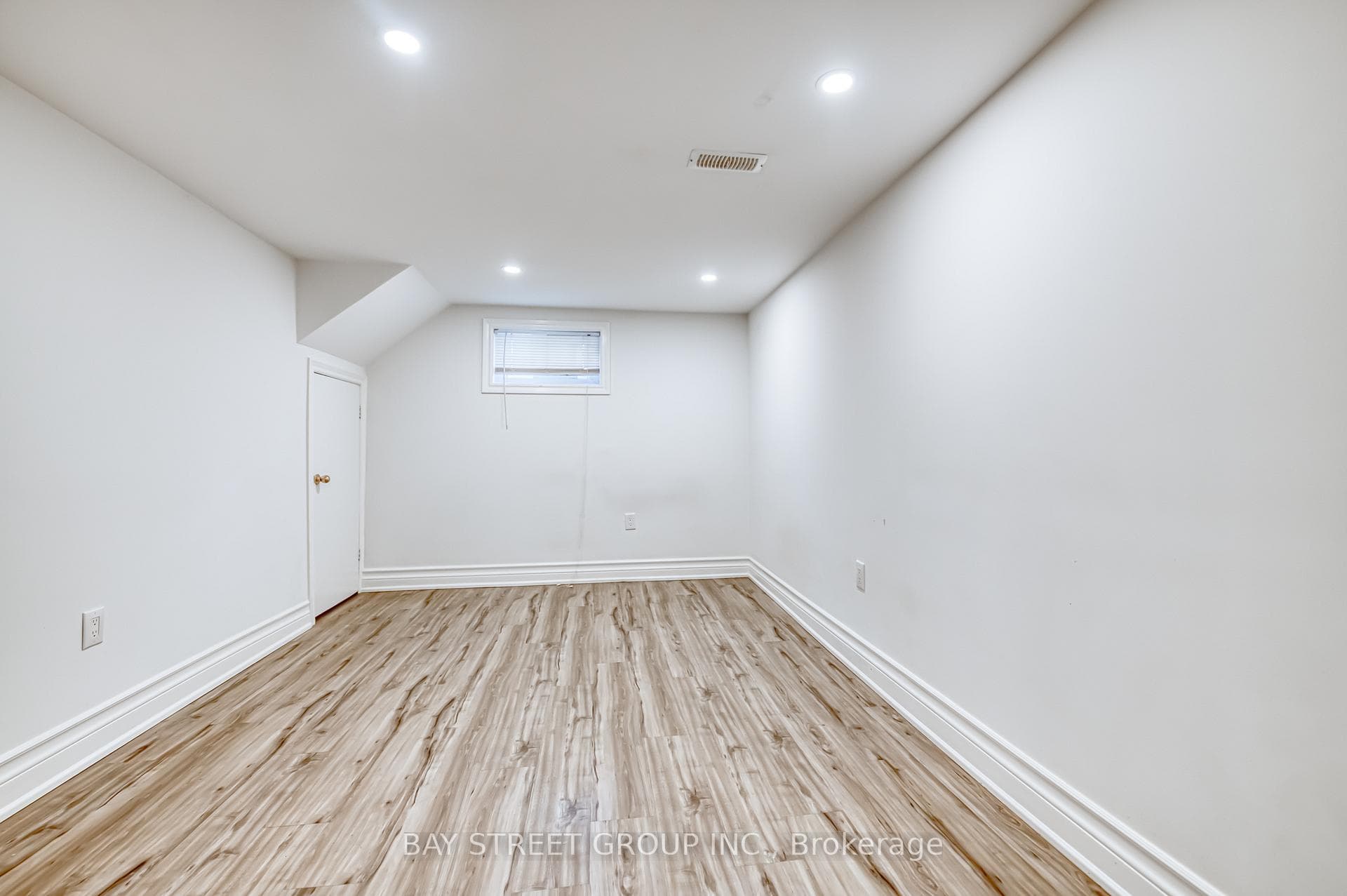 99 Cherrywood Drive Unit BSMT photo 15