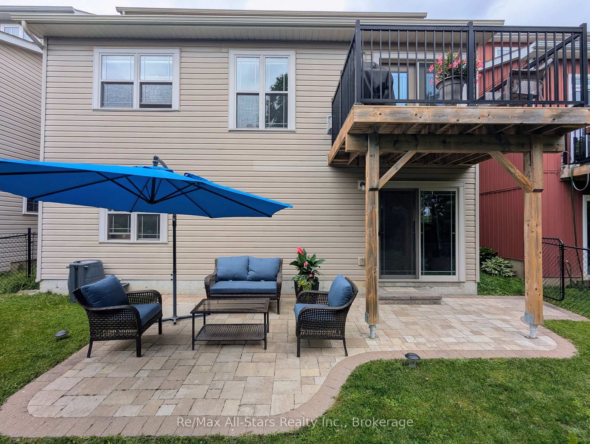 553 Grange Way photo 35