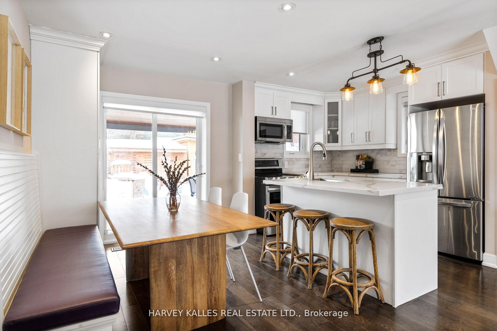82 Hertle Avenue photo 6