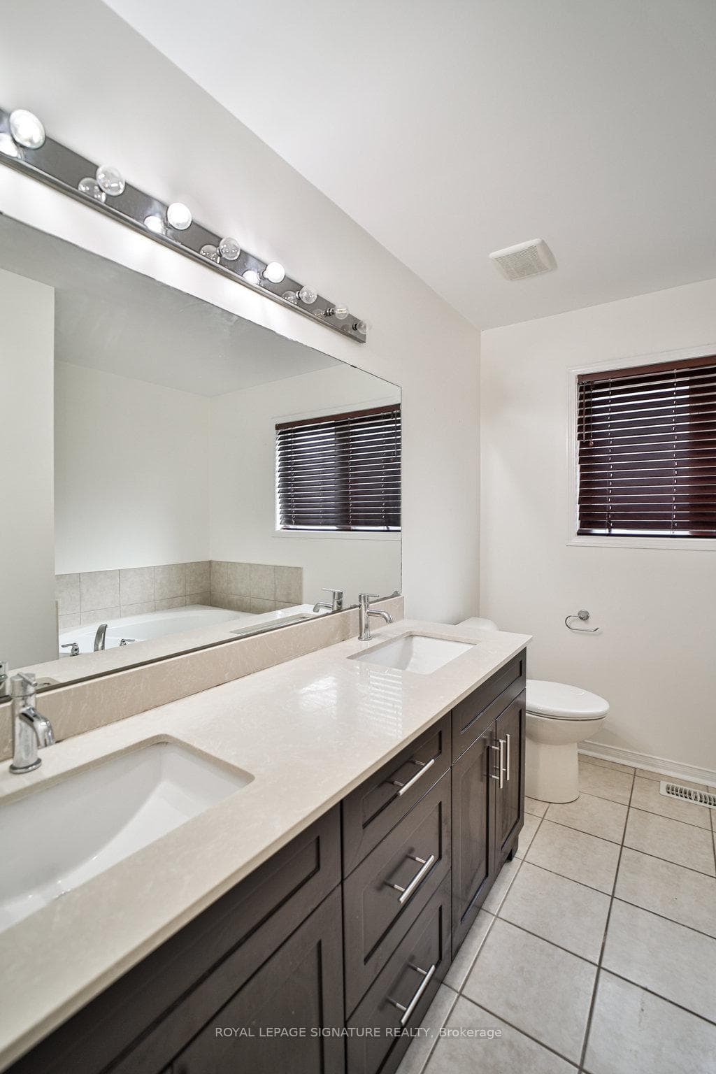 master bedroom ensuite