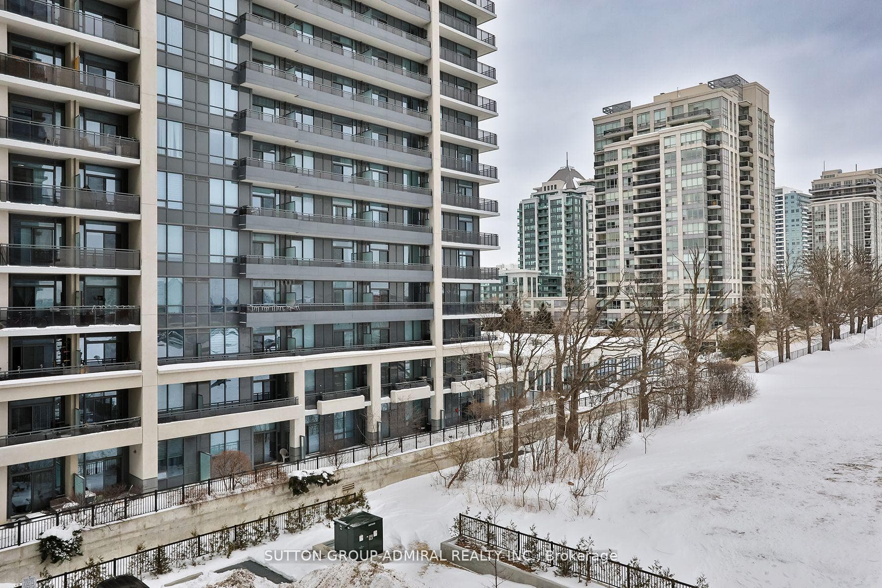 20 Gatineau Drive Unit 412E photo 23