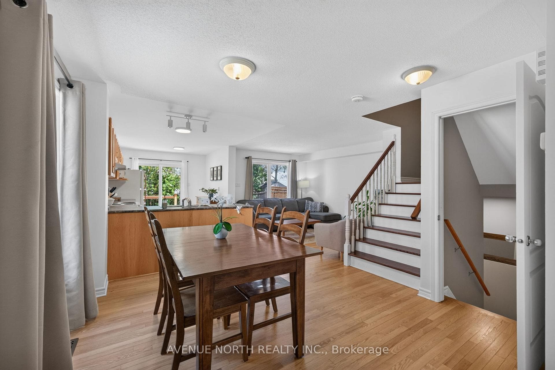 4223 Kelly Farm Drive photo 13