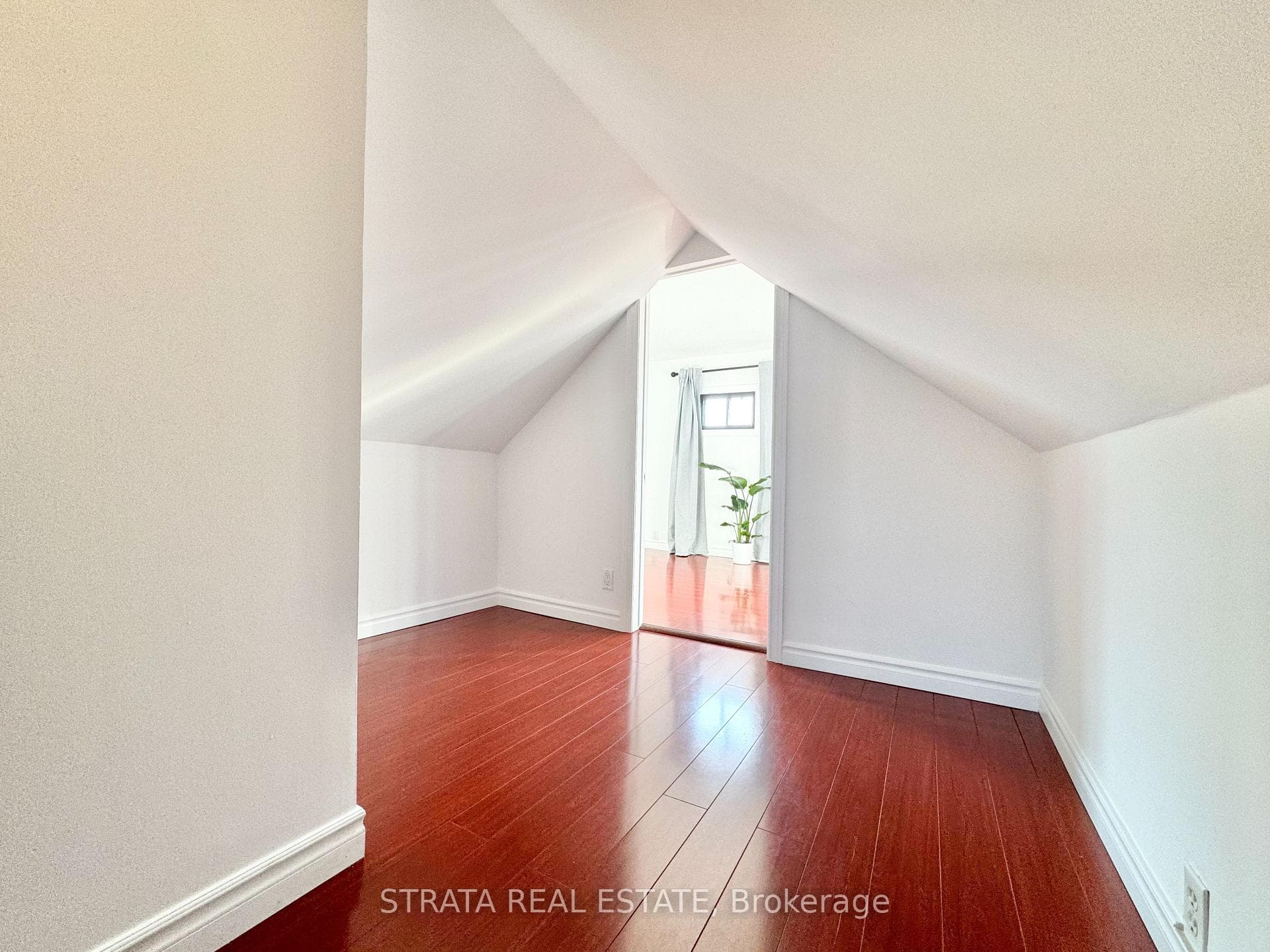 32 Wanstead Avenue Unit MAIN photo 13