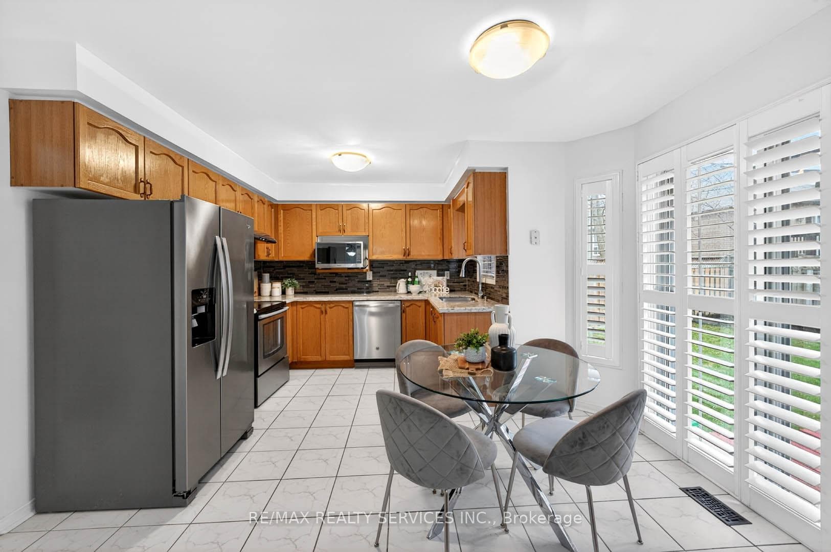 6 Creekwood Drive photo 19