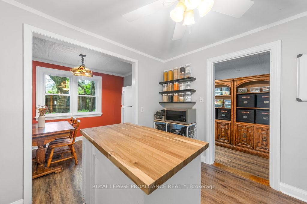 202 Maclellan Avenue photo 18
