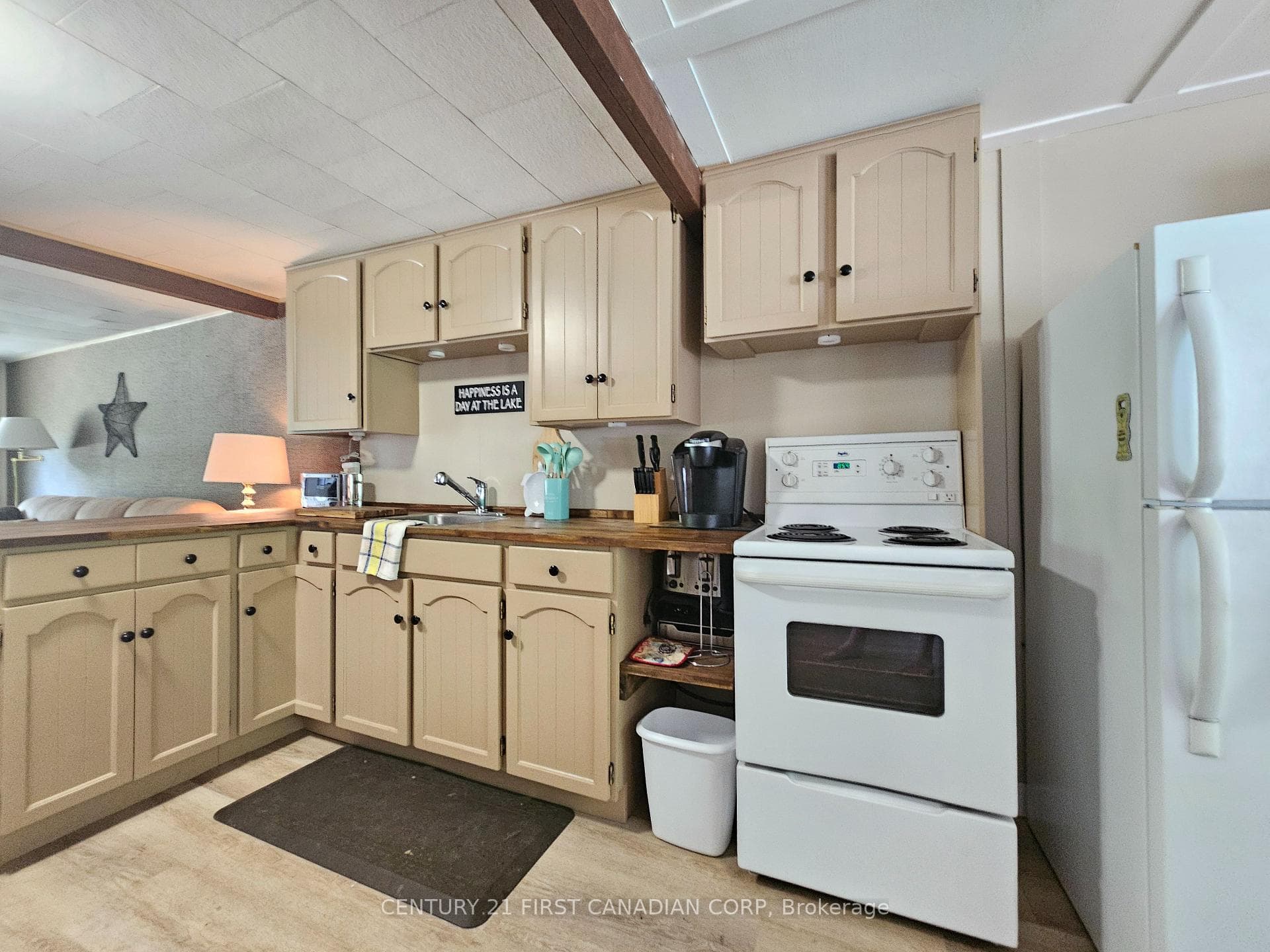 6346 London Road photo 21