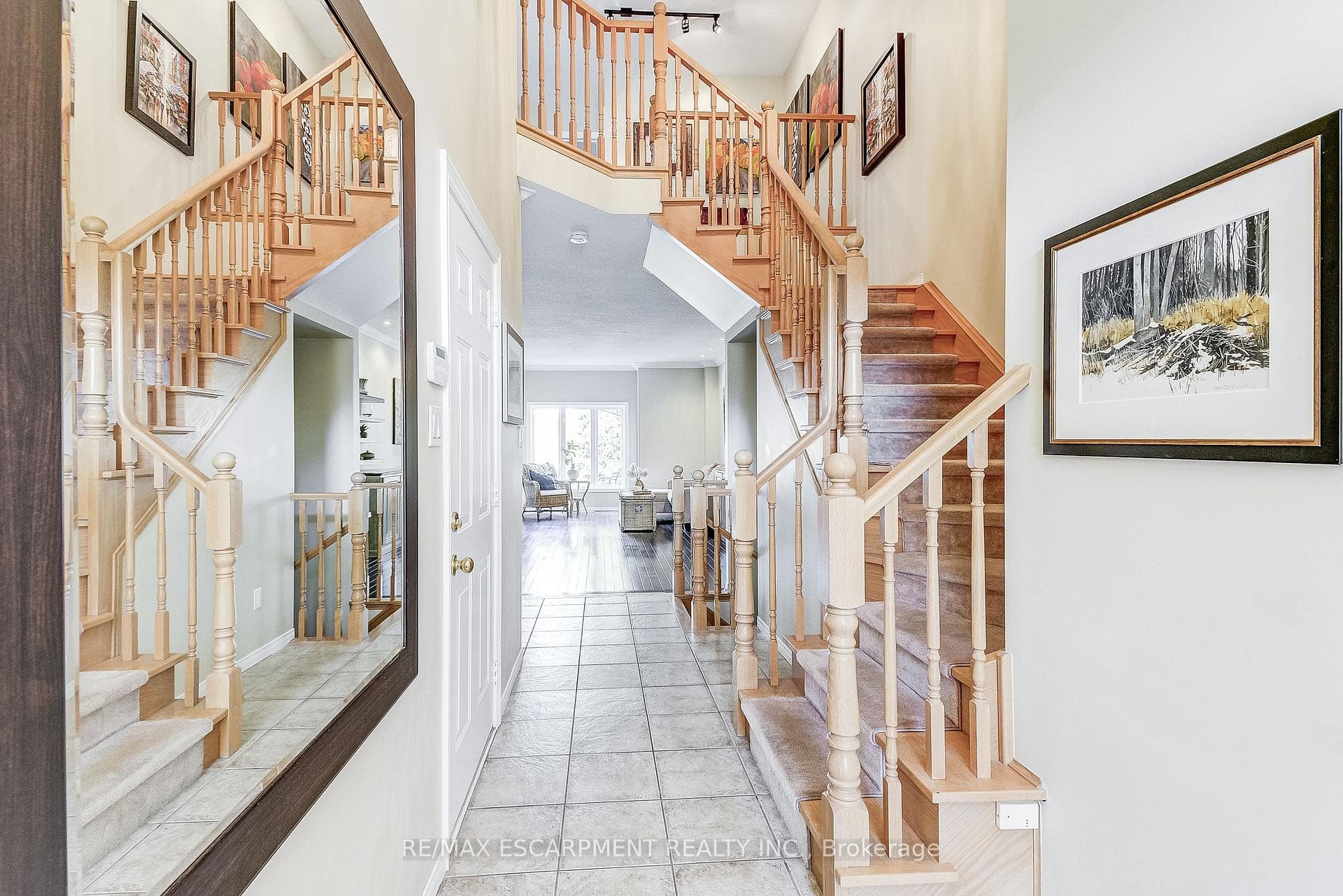 494 STONEHENGE Drive photo 4