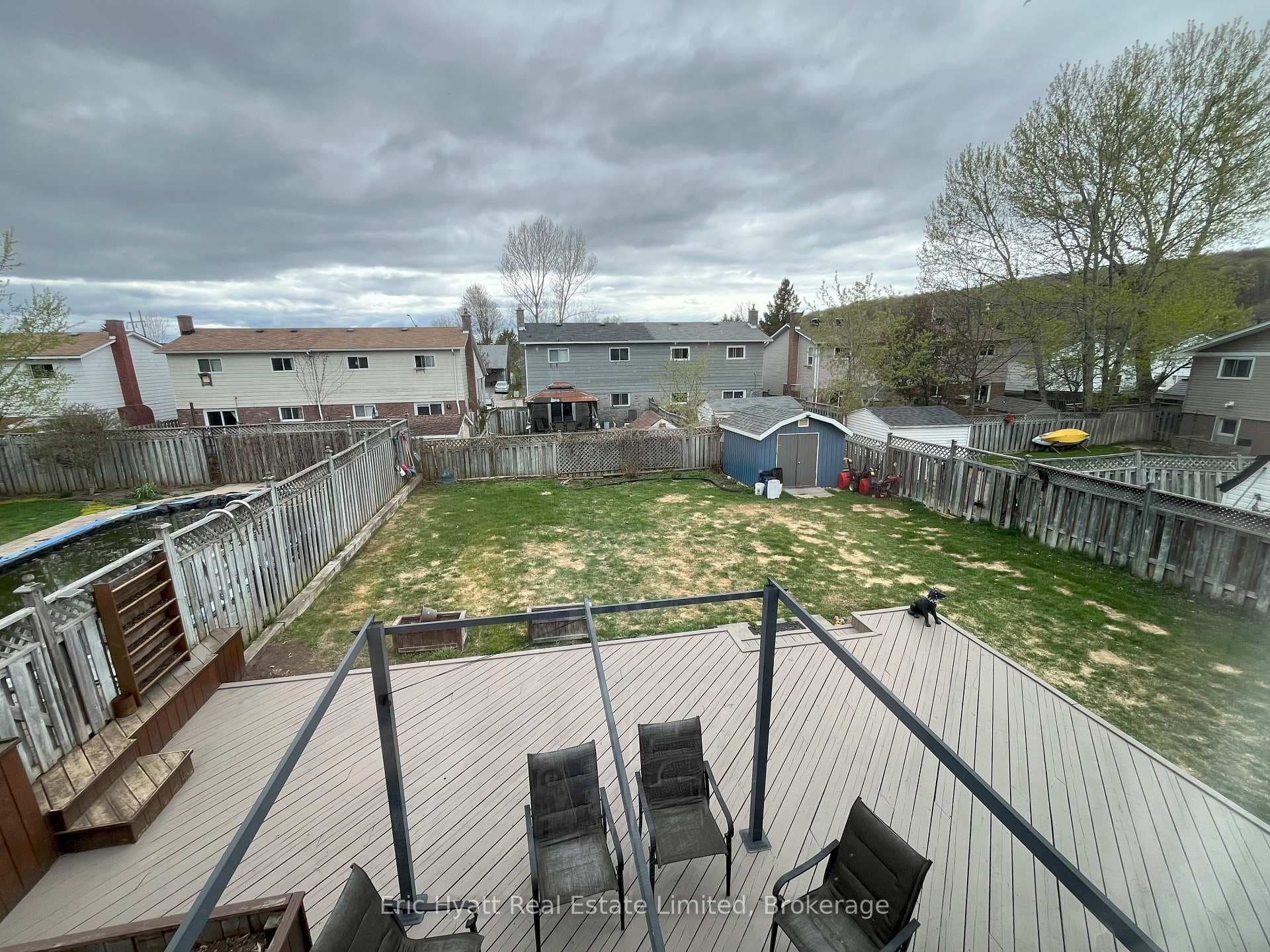 525 CARTIER Street photo 21