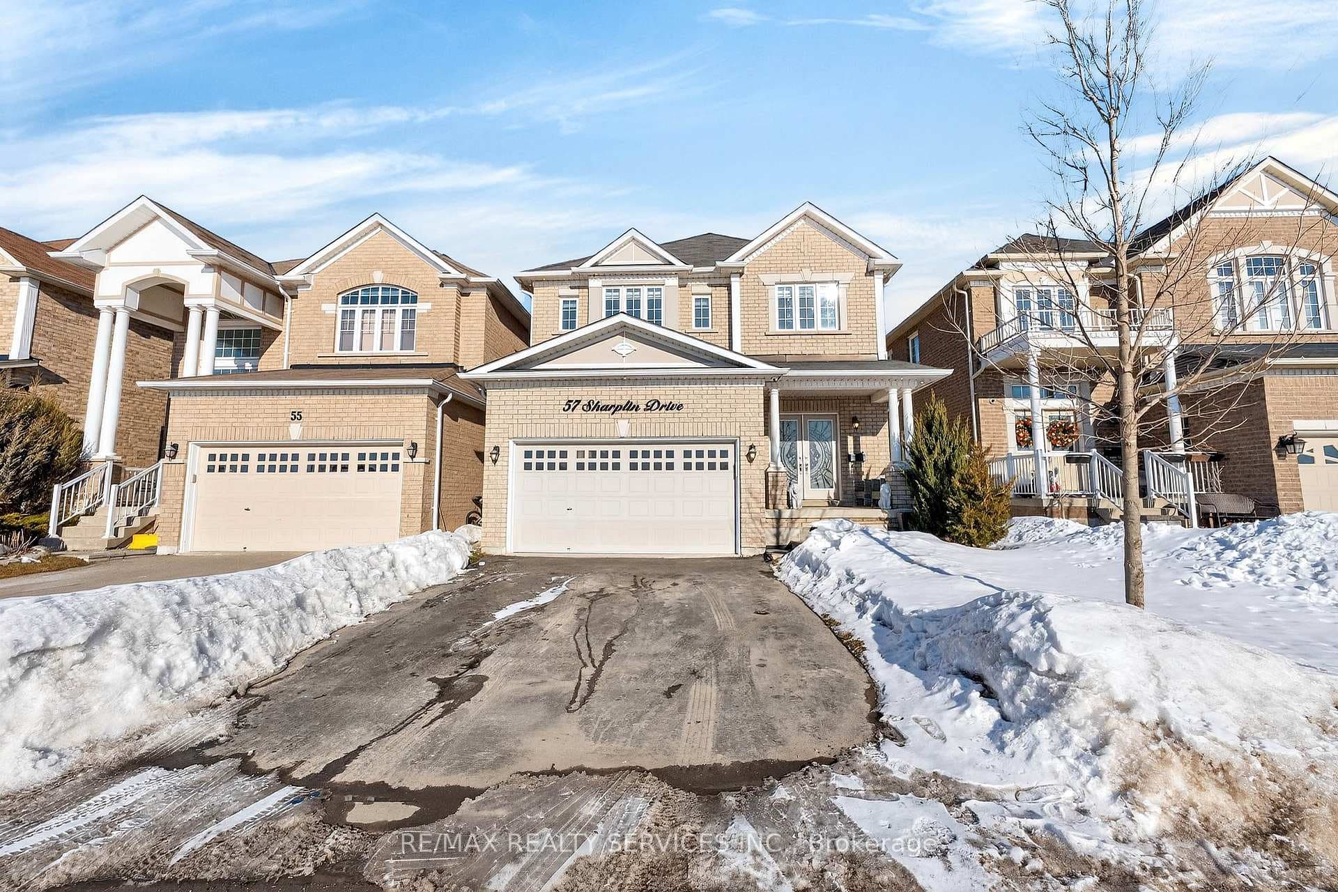 57 Sharplin Drive photo 3