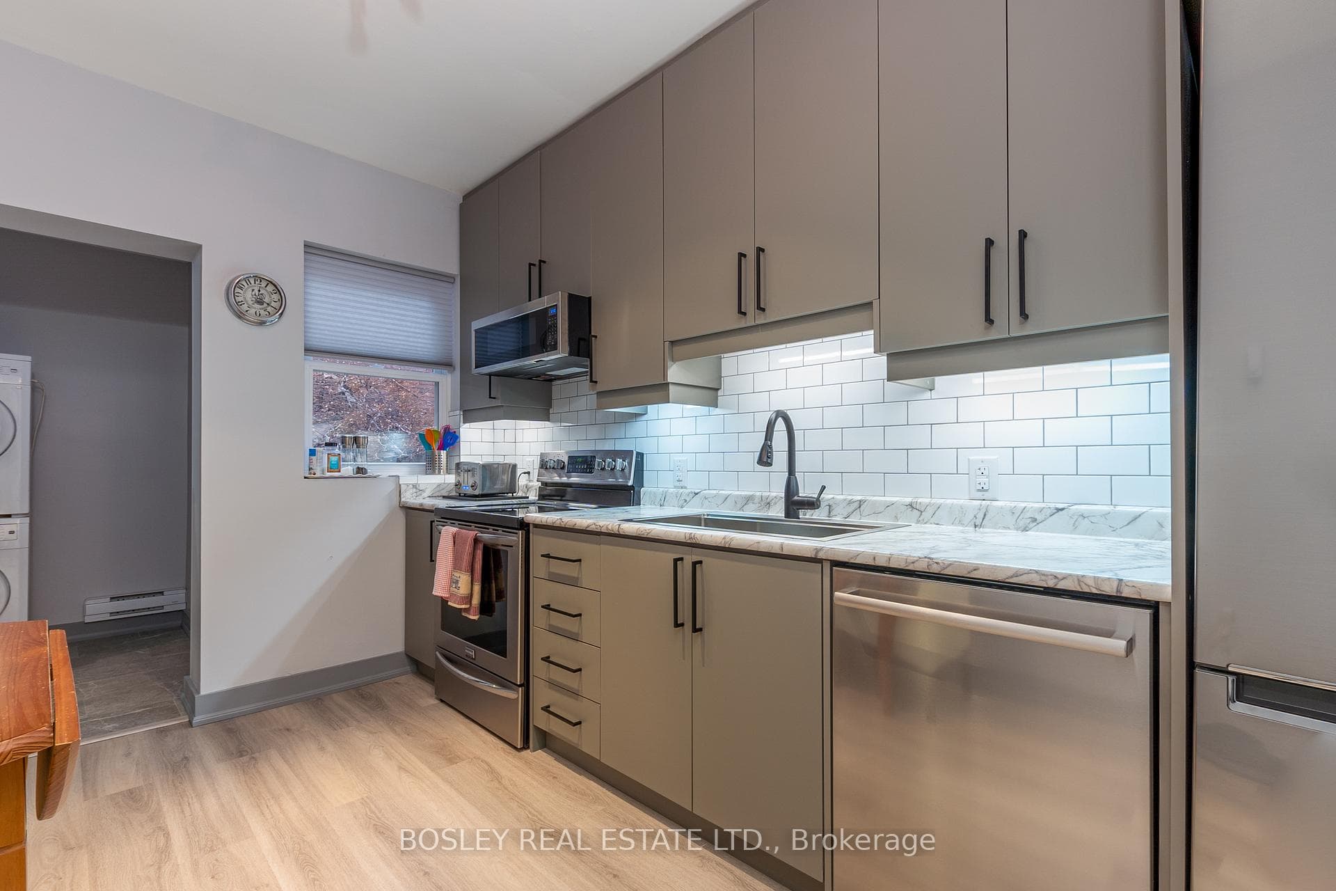 45 Rusholme Park Crescent Unit Main photo 8