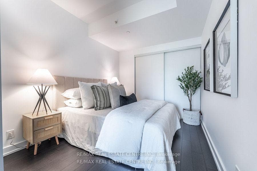 6 Parkwood Avenue Unit 419 photo 19
