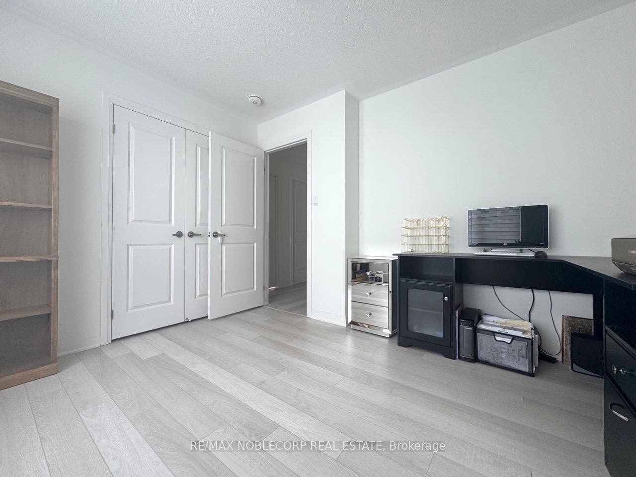 143 Casserley Crescent photo 13