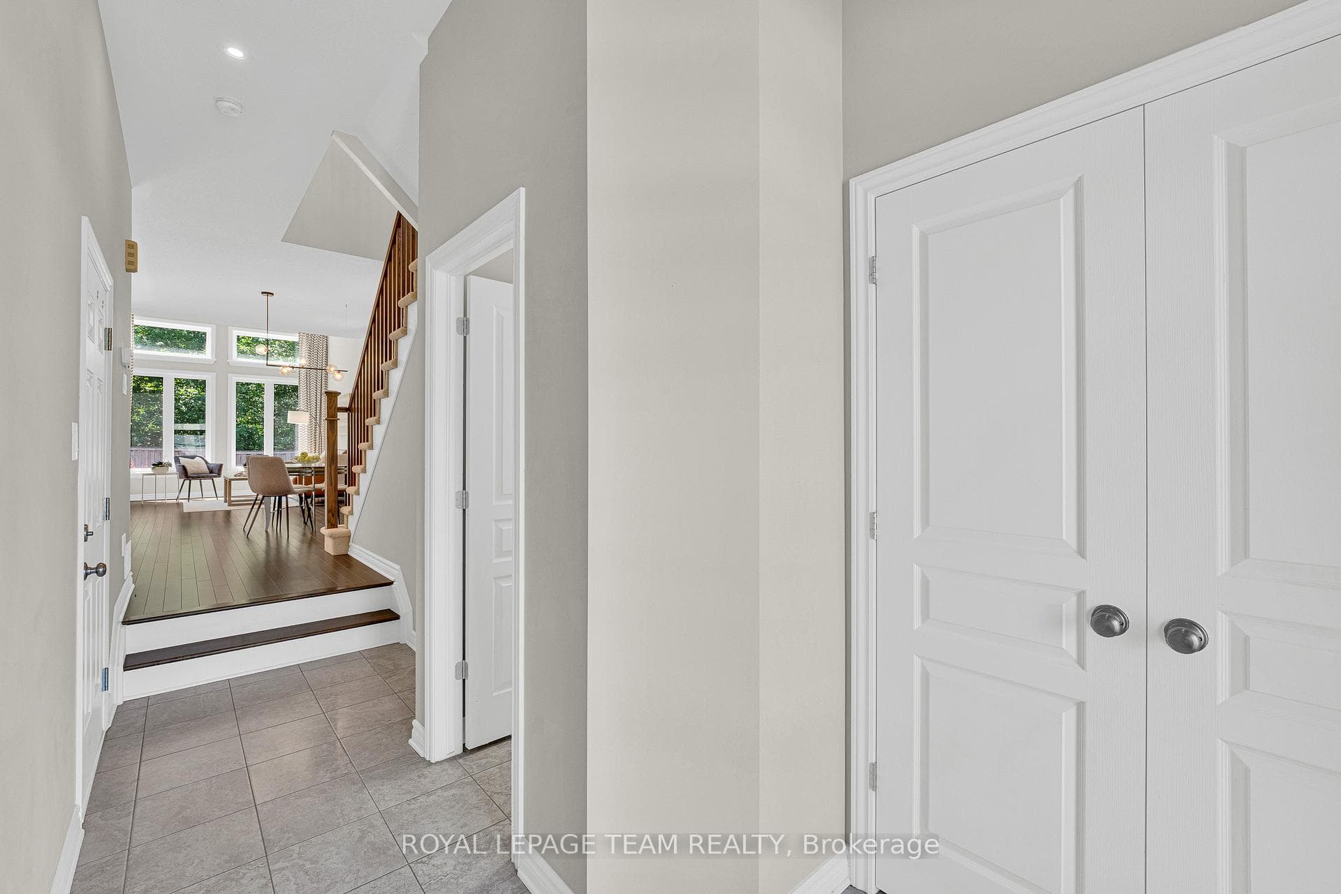 534 STARGAZER Crescent photo 4