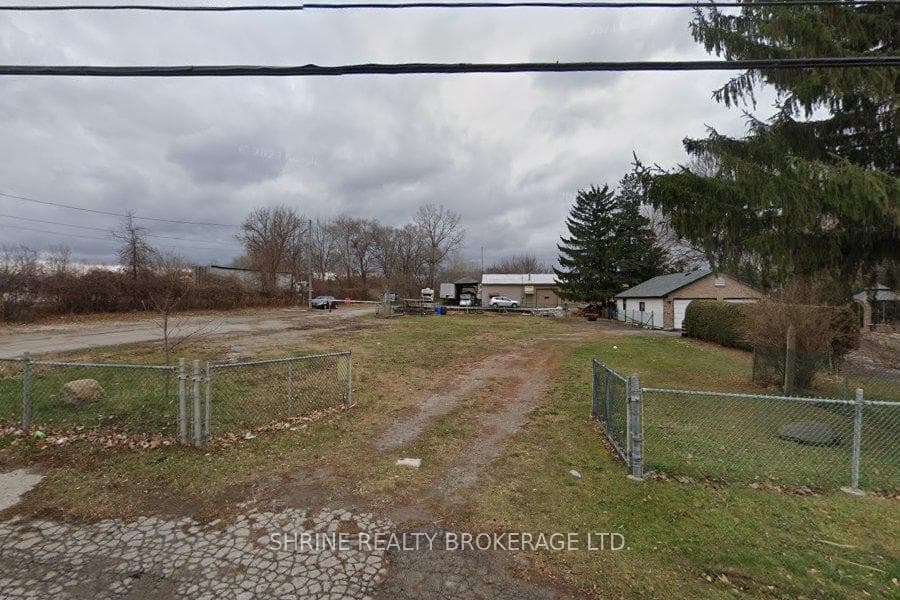 16 Clarke Road photo 2