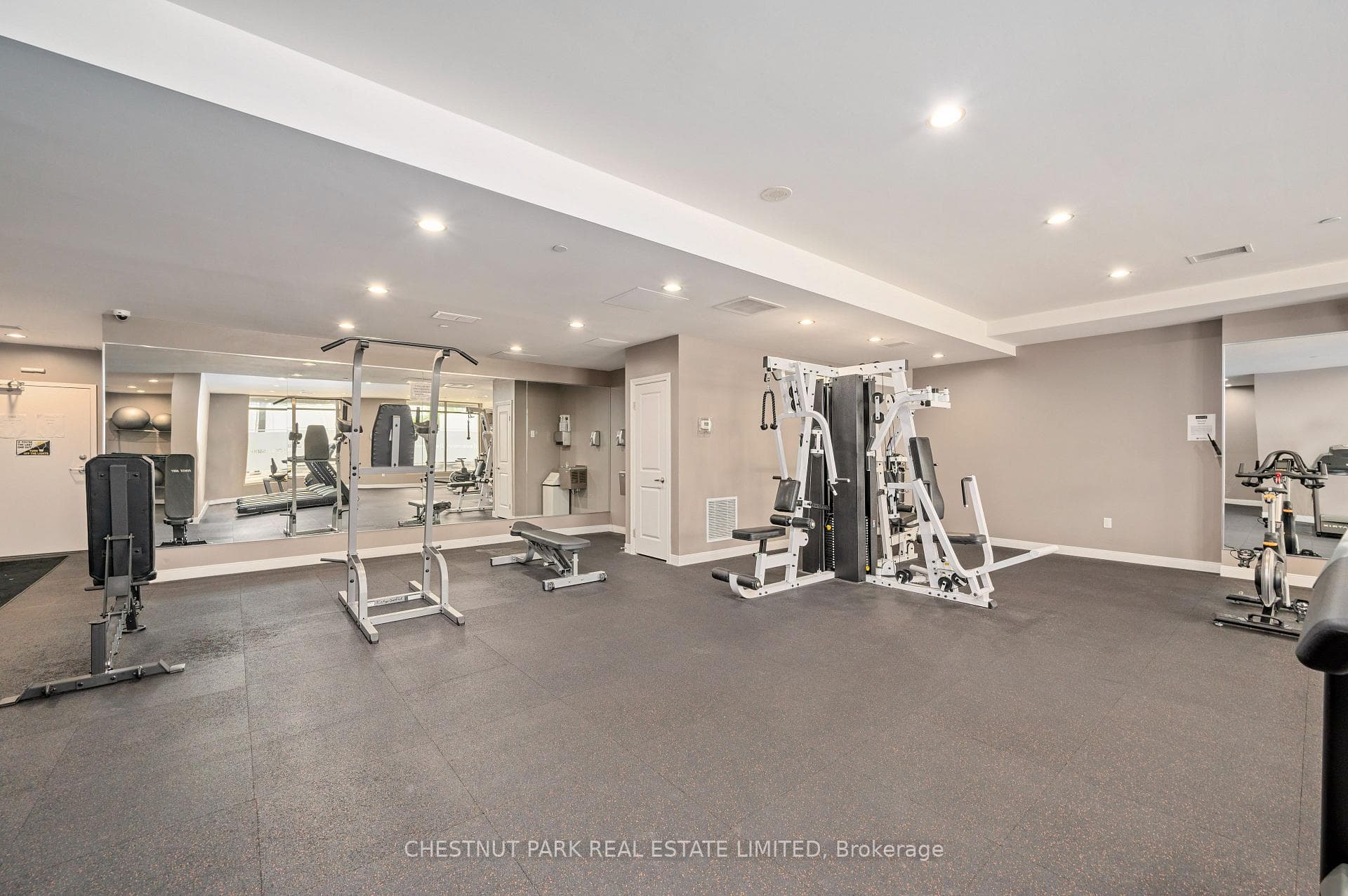 330 Ridout Street Unit 1710 photo 30