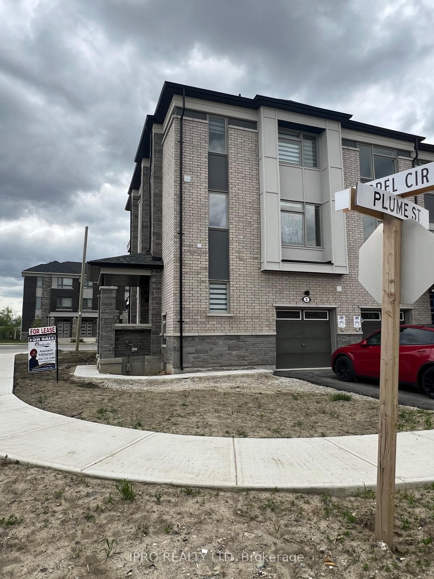 2 Plume Street photo 3