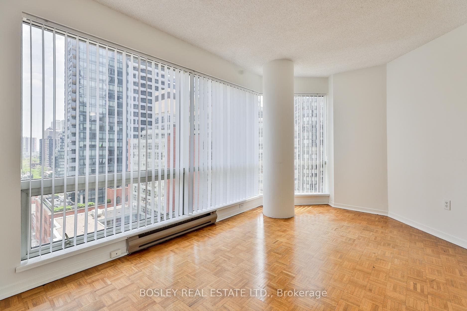 1001 Bay Street Unit 1304 photo 7