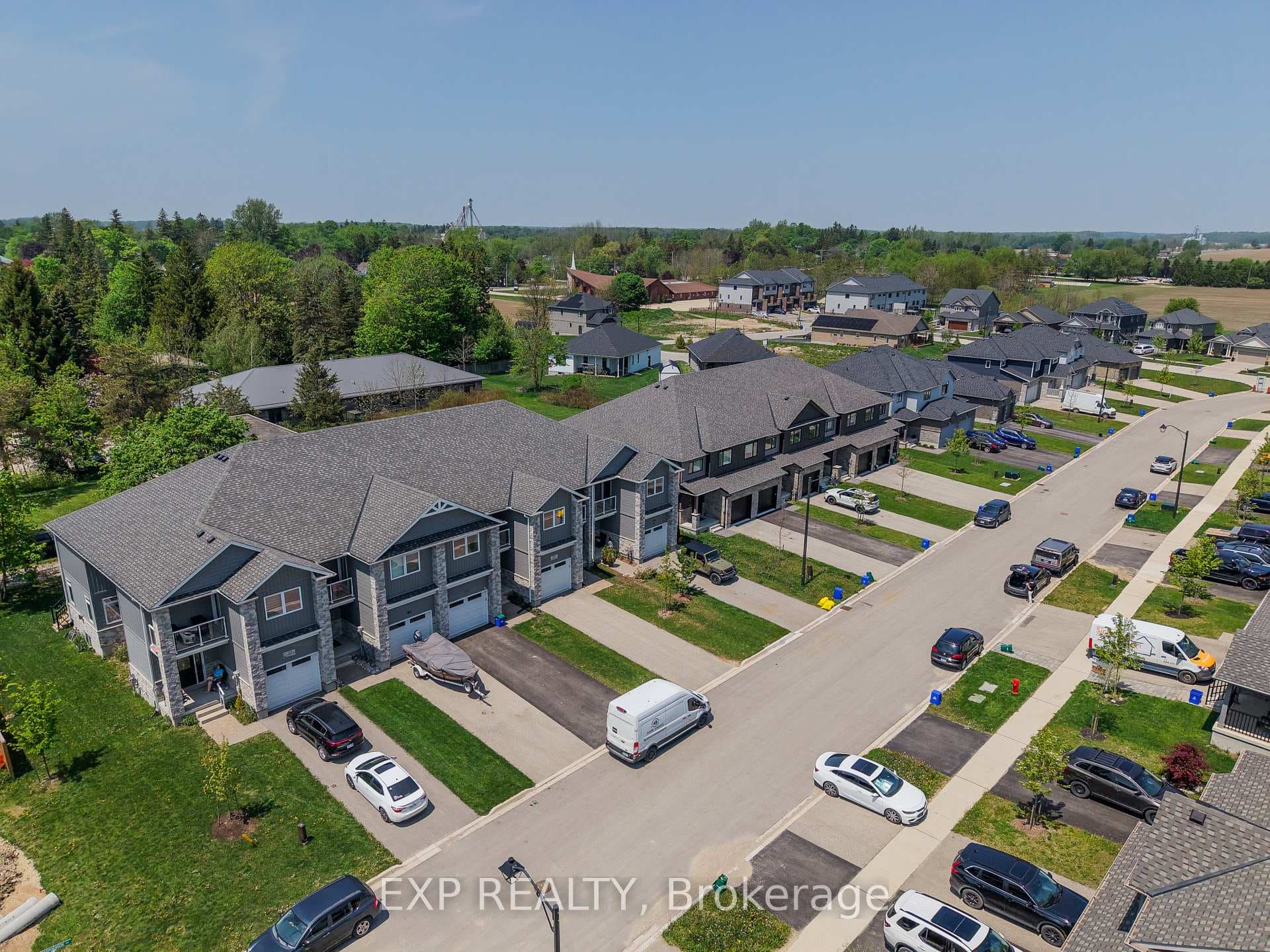 107 Stephenson Way photo 37