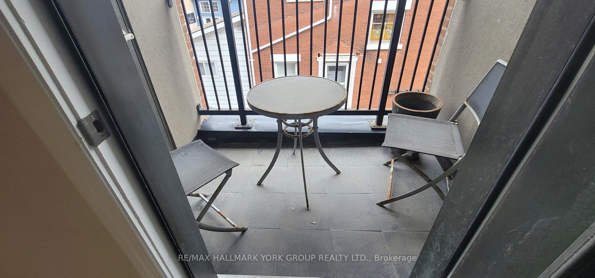 32 Wellington Street Unit 208 photo 6