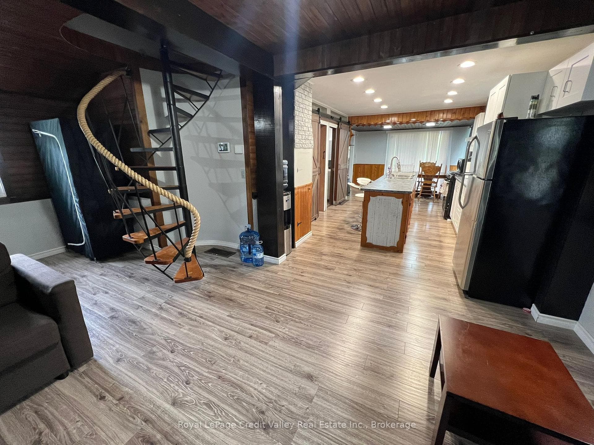 729 Silver Bay Road photo 5