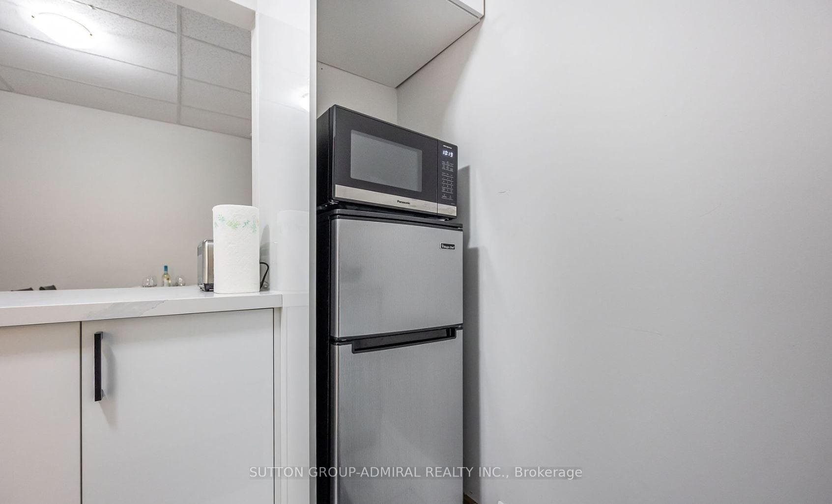 4507 Queen Street photo 10