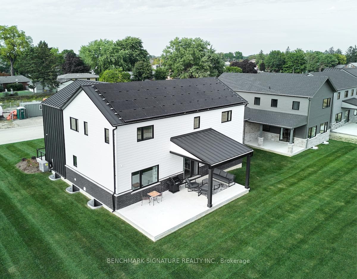 23 Totten Street photo 21