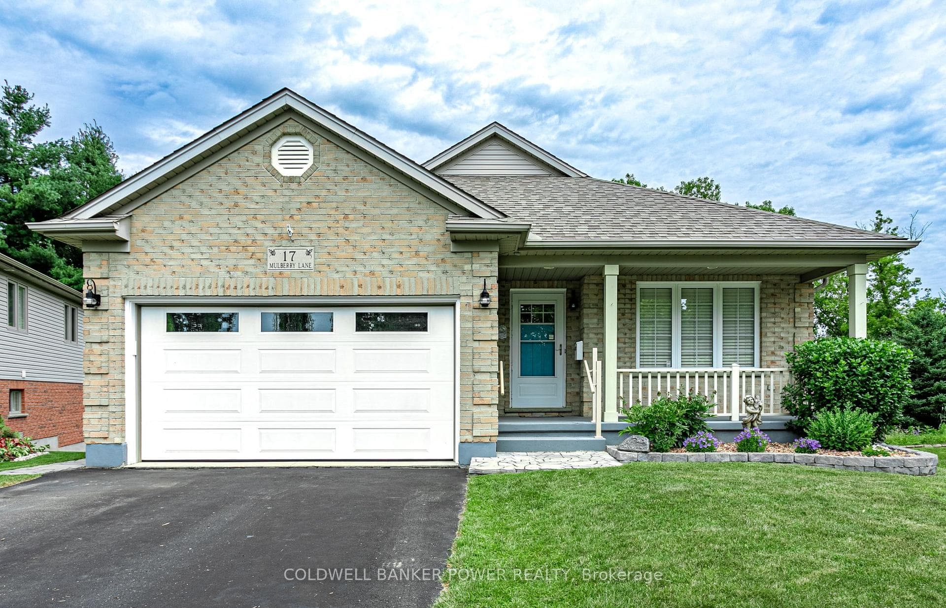 17 Mulberry Lane photo 1