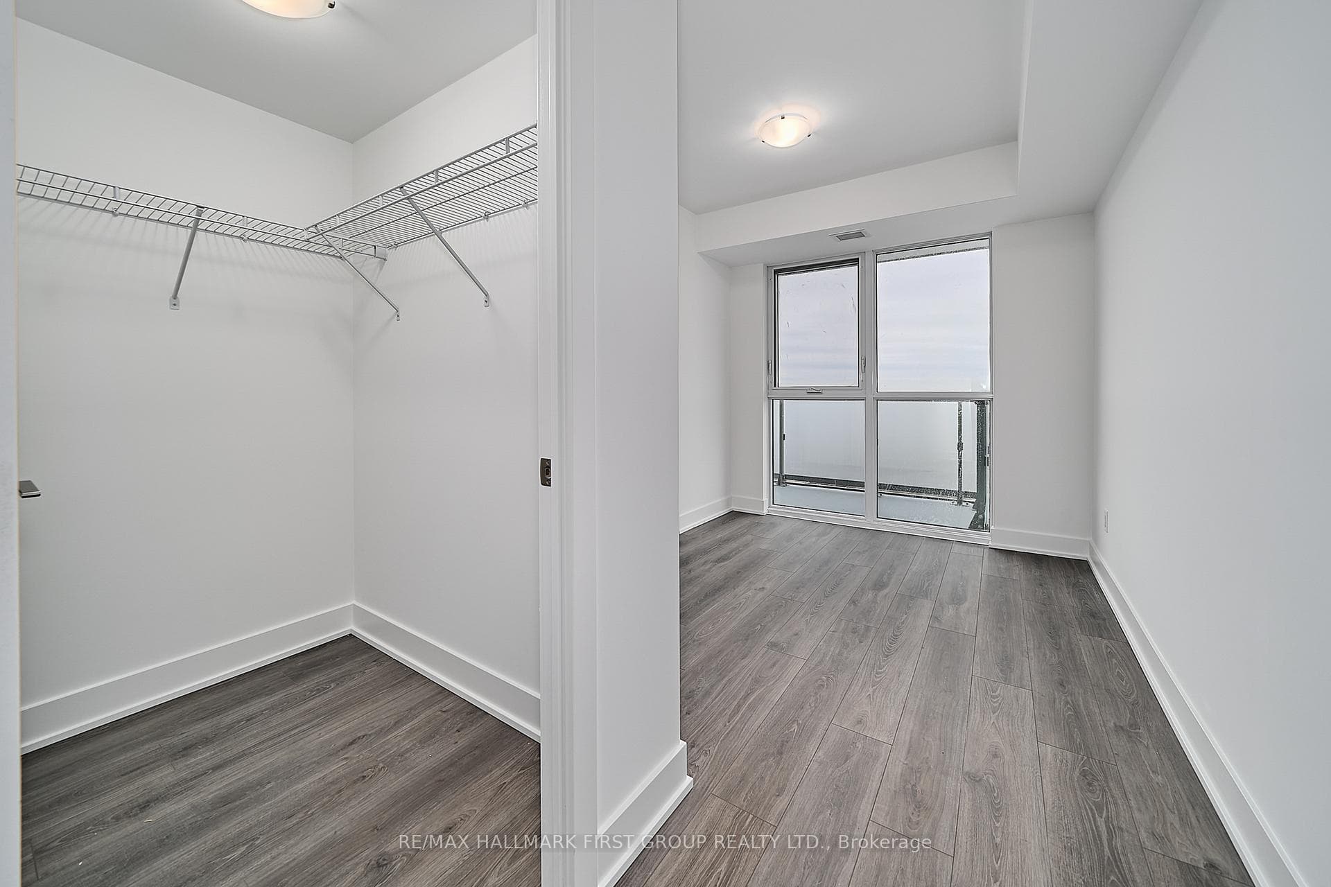 2545 Simcoe Street Unit 2708 photo 24