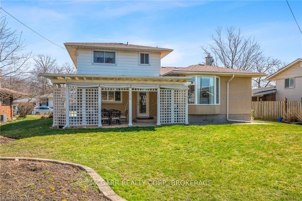 84 ALEXANDRA Boulevard photo 6