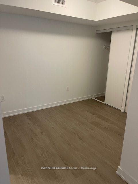 556 Marlee Avenue Unit 529 photo 22