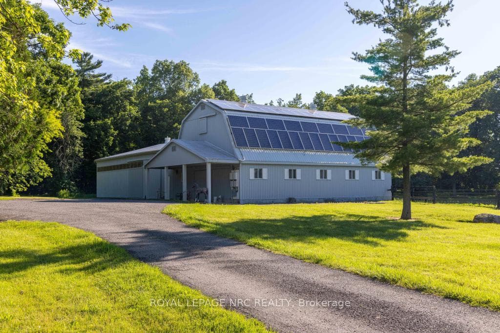 295 Sawmill Road photo 3