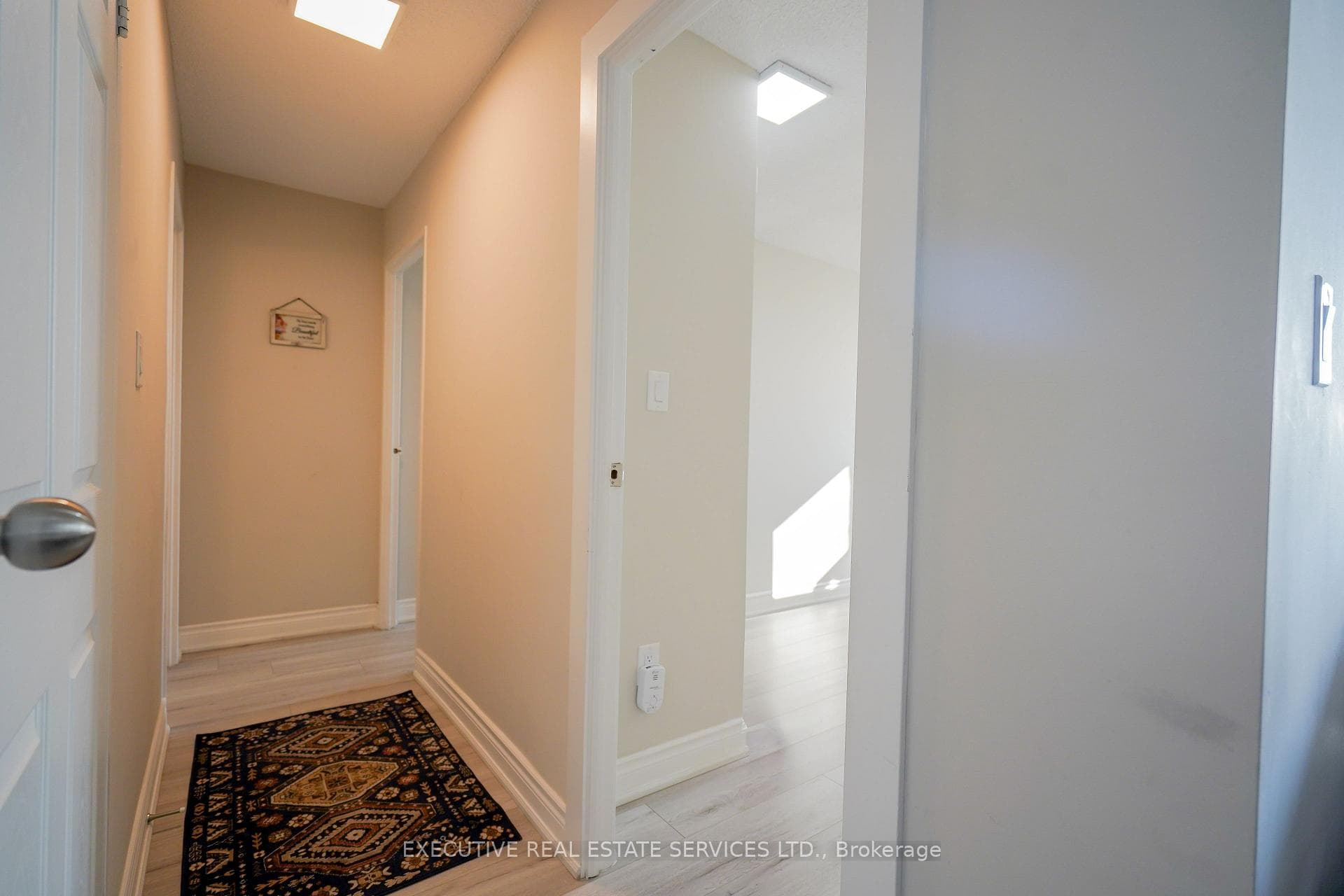 100 Wingarden Court Unit 605 photo 20