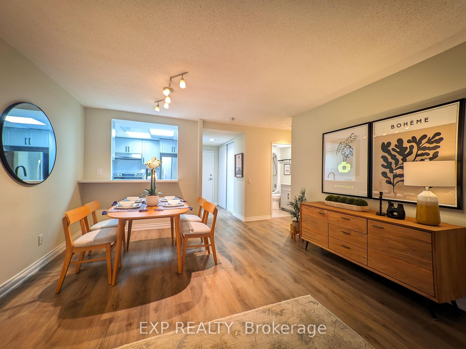7 Bishop Avenue Unit 1704 photo 8